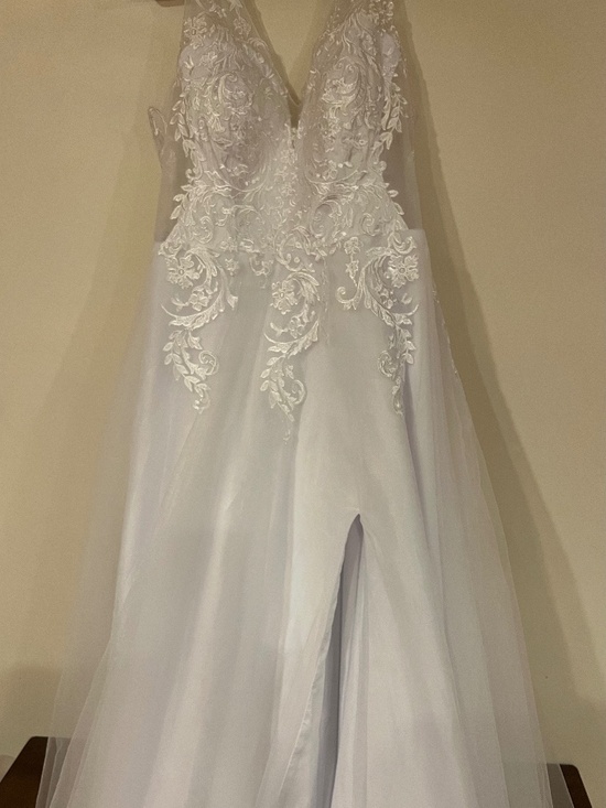 Dresses & Skirts - Plus size wedding dress